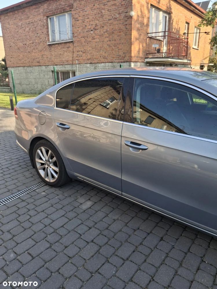Volkswagen Passat 2.0 TDI Highline DSG - 7