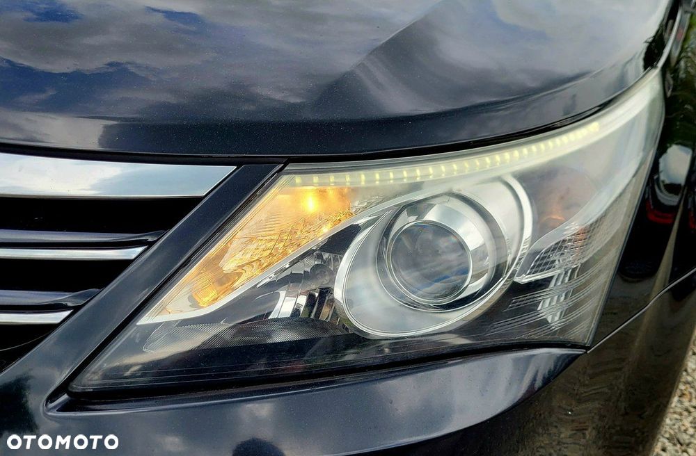 Toyota Avensis 2.0 D-4D Sol - 24