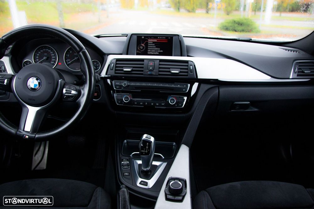 BMW 330 e iPerformance Pack M - 48