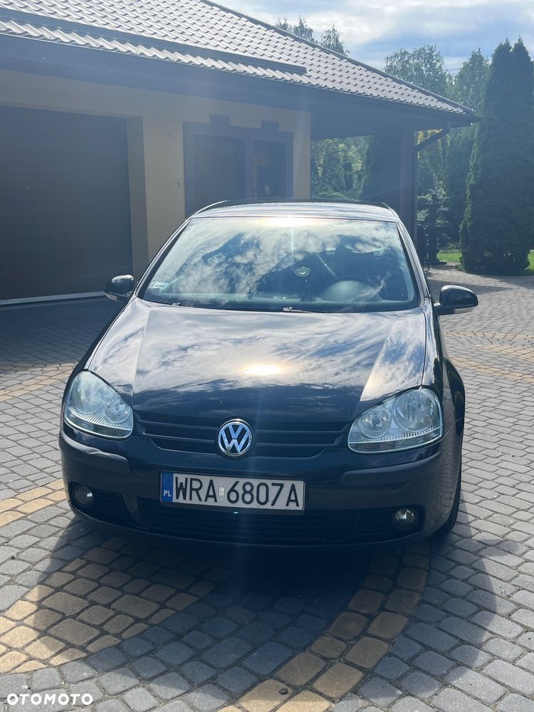 Volkswagen Golf 1.6 Q-Line - 1