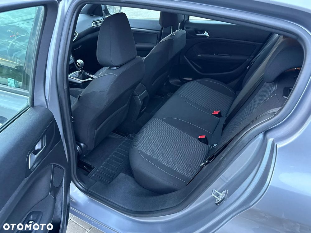 Peugeot 308 1.2 PureTech GPF Allure S&S - 16