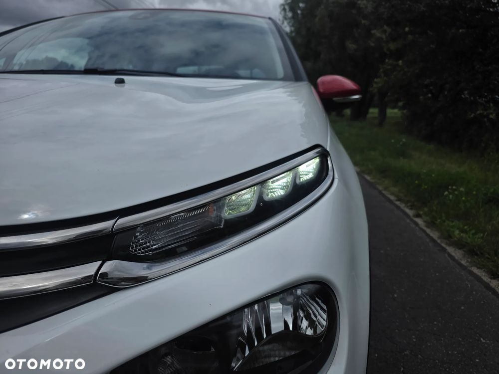 Citroën C3 1.2 PureTech Shine - 30