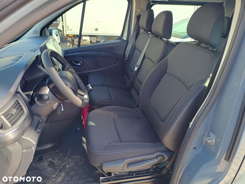 Renault TRAFIC - 11