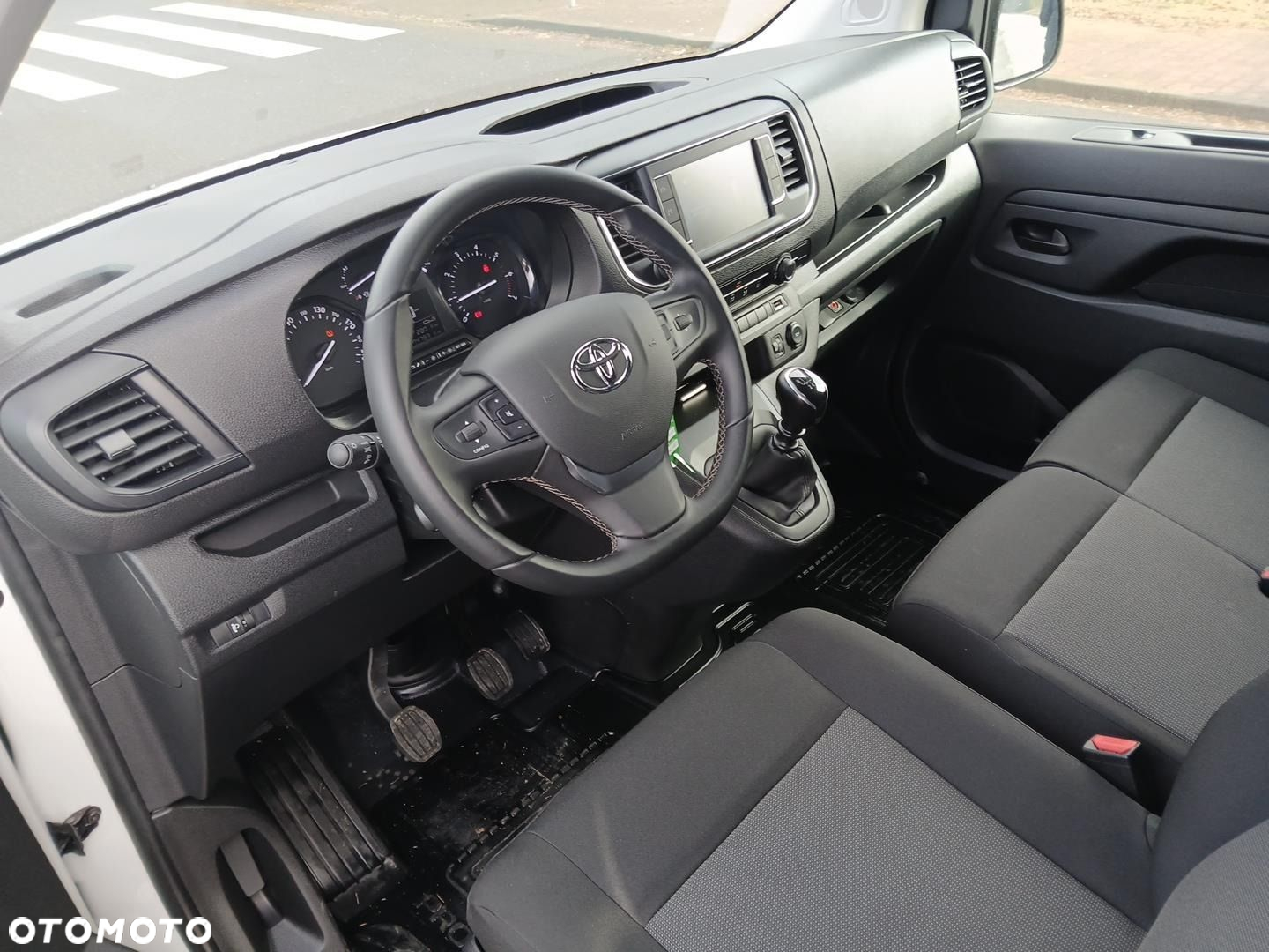 Toyota PROACE - 27