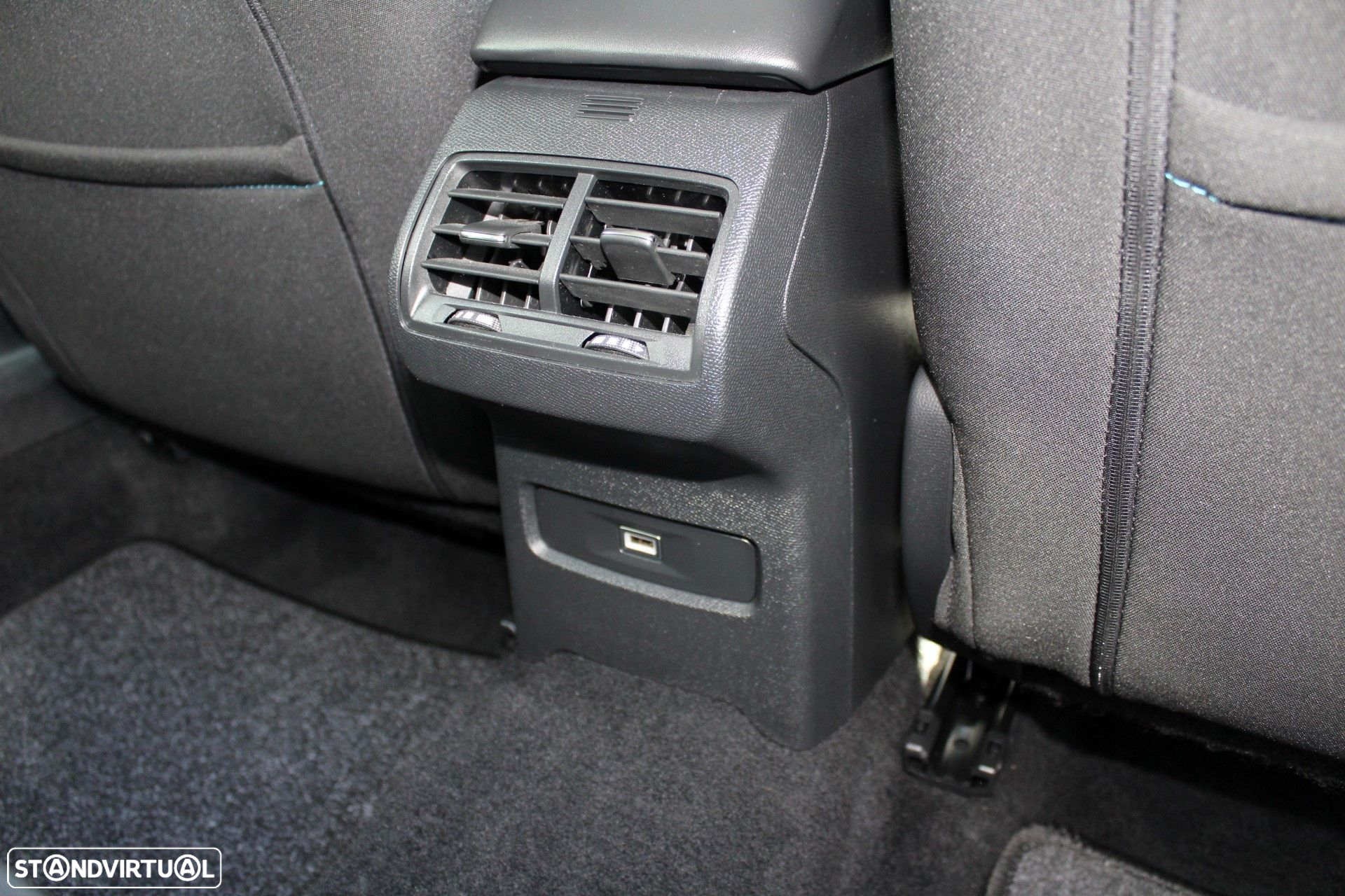 Citroën C4 1.2 PureTech Feel Pack - 21