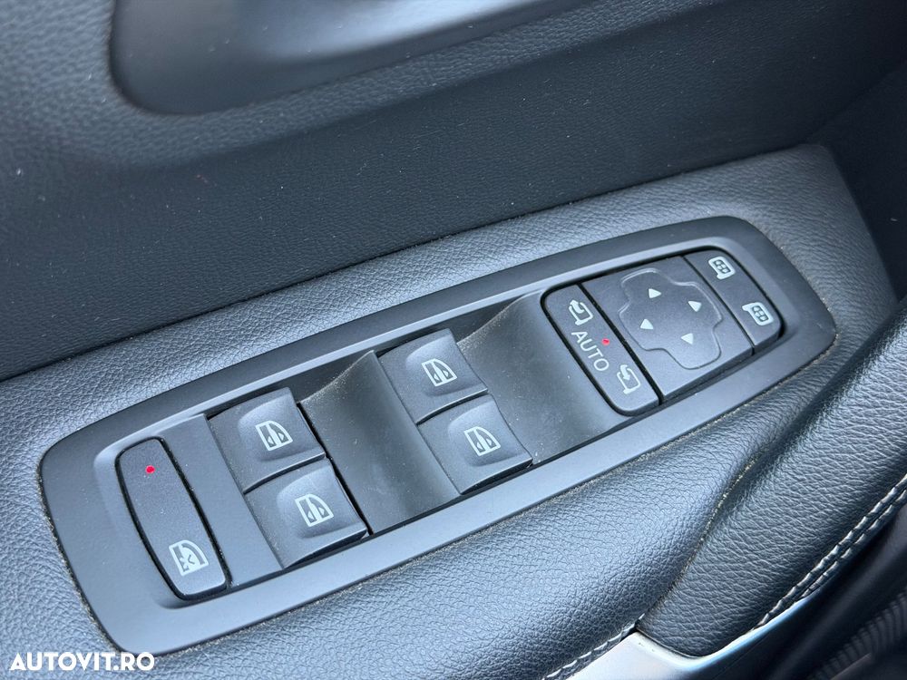 Renault Kadjar BLUE dCi 115 EDC BOSE EDITION - 29