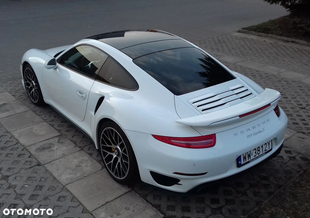 Porsche 911 Turbo S - 9