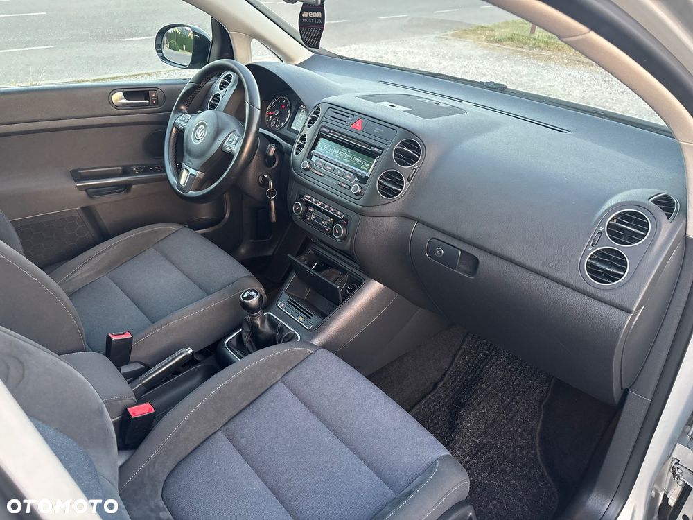 Volkswagen Golf Plus - 11