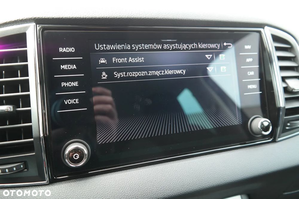 Skoda Karoq 1.5 TSI ACT Style DSG - 27