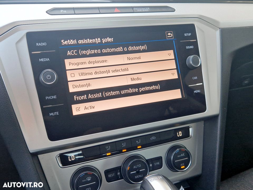 Volkswagen Passat 2.0 TDI DSG Comfortline - 22