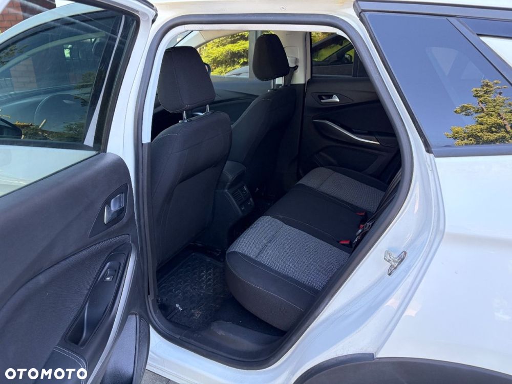 Opel Grandland X 1.2 T GPF Enjoy S&S - 20
