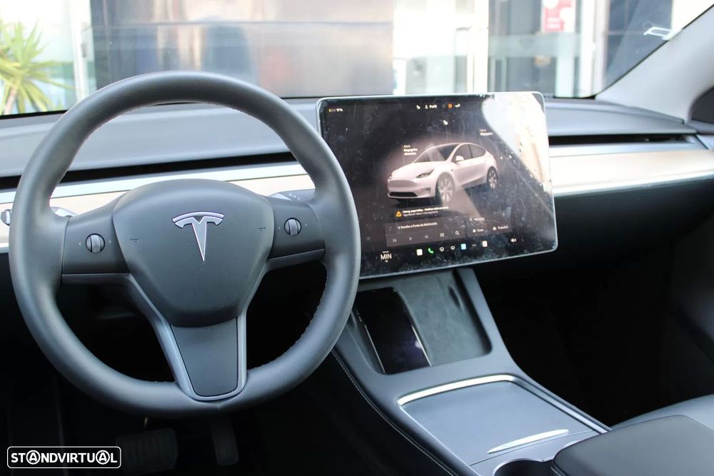 Tesla Model Y Standard - 16