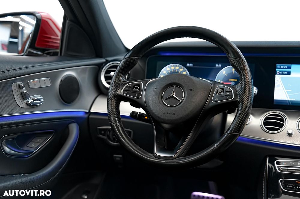 Mercedes-Benz E - 16
