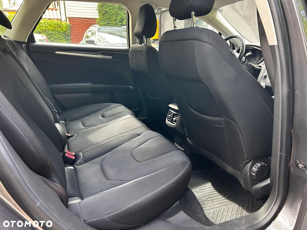 Ford Mondeo 2.0 TDCi Titanium PowerShift - 6