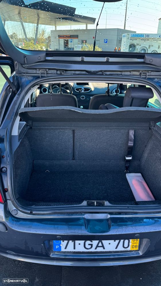 Renault Clio 1.2 16V Confort - 35