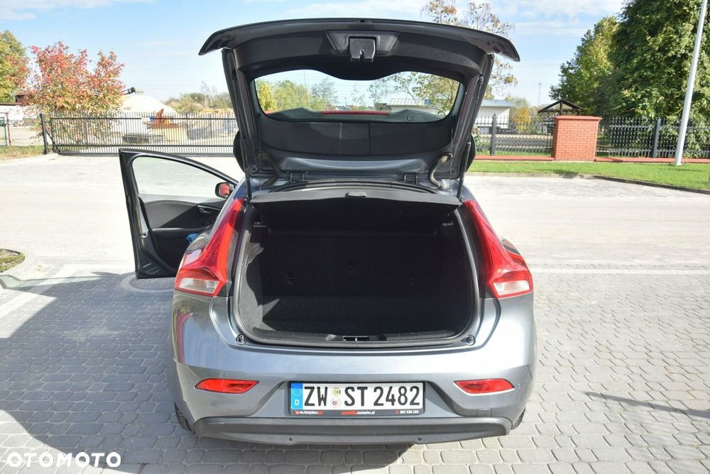 Volvo V40 D2 Kinetic - 15