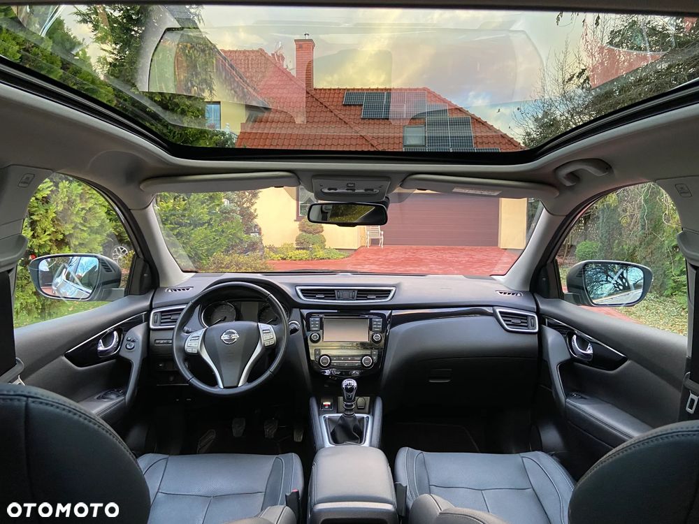 Nissan Qashqai 1.6 dCi TEKNA - 14