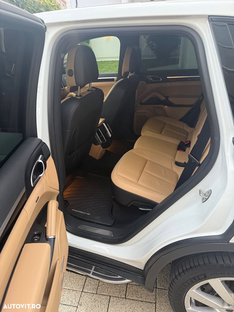 Porsche Cayenne 3.0TD TipTronic - 8