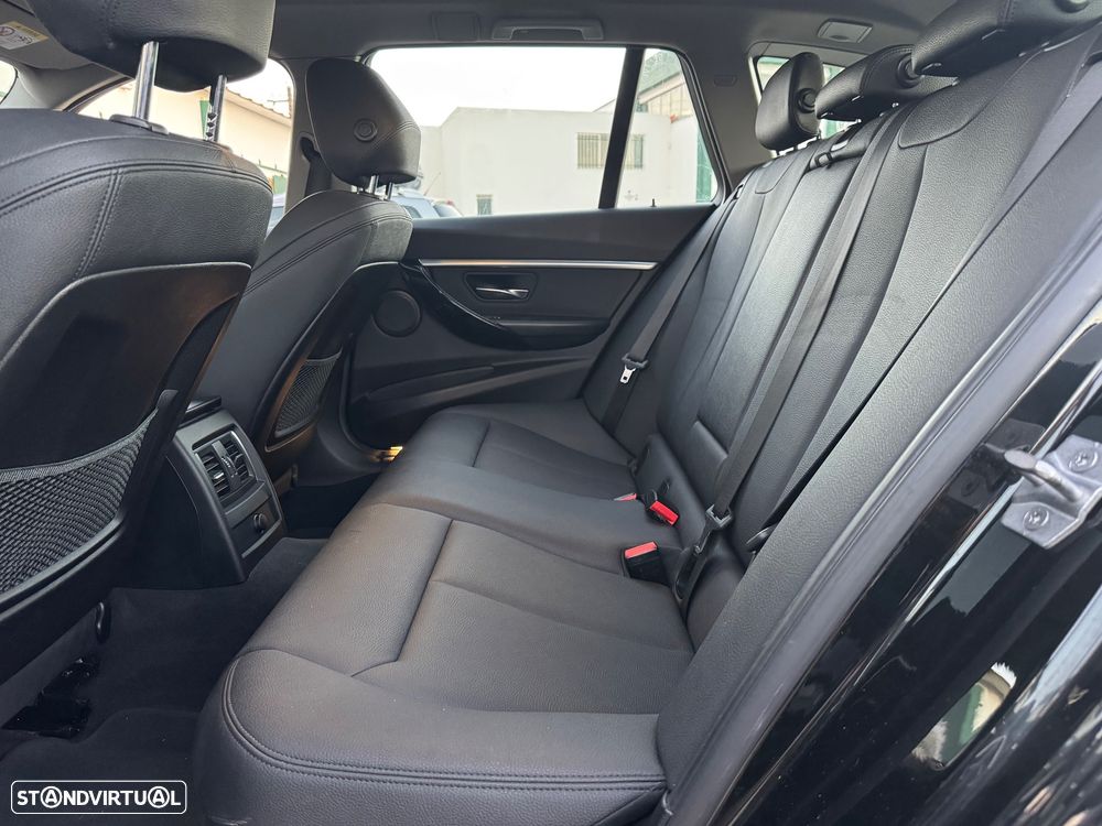 BMW 318 d Touring Aut. Sport Line - 21