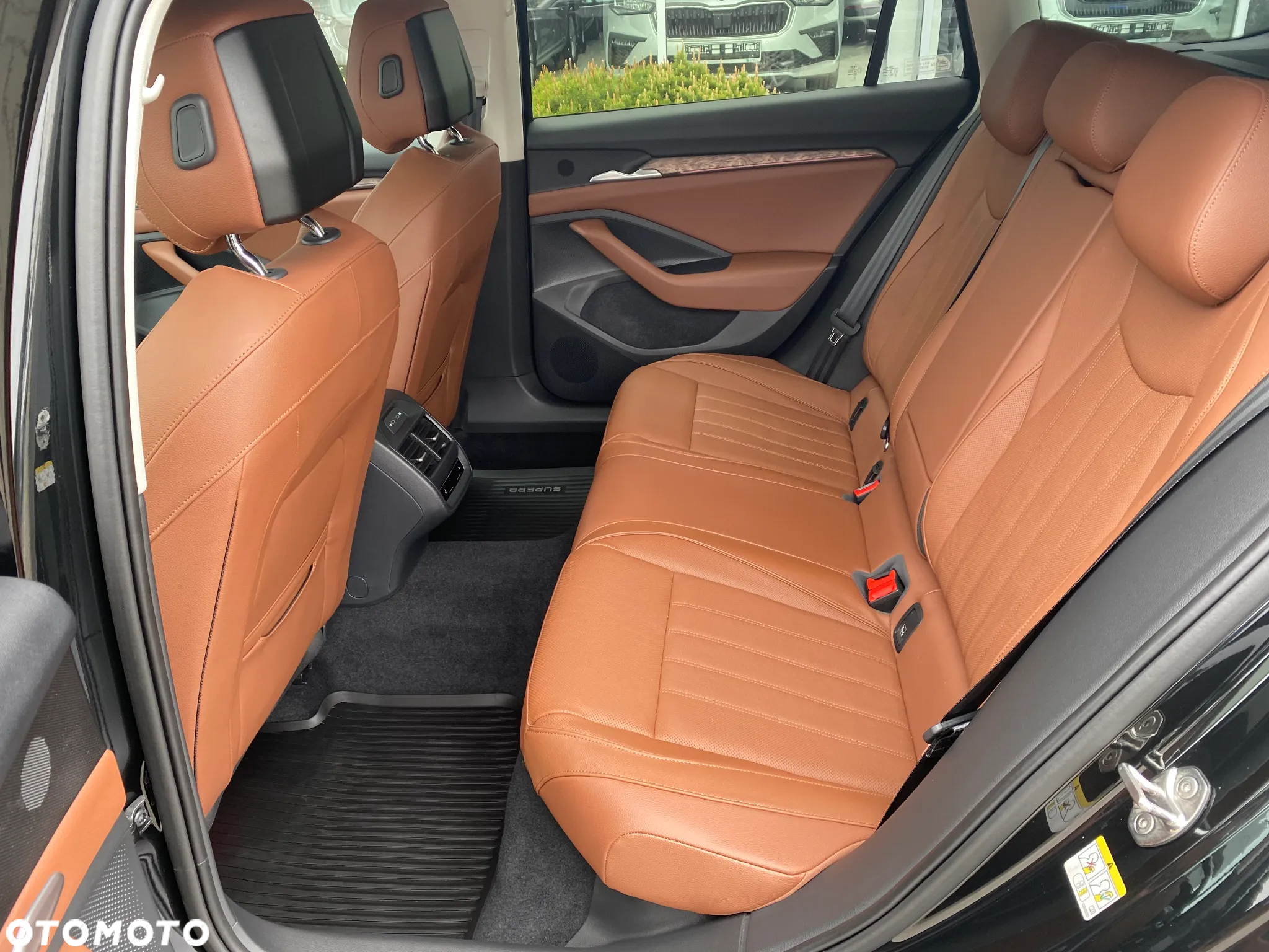 Skoda Superb 2.0 TDI SCR 4x4 L&K DSG - 31
