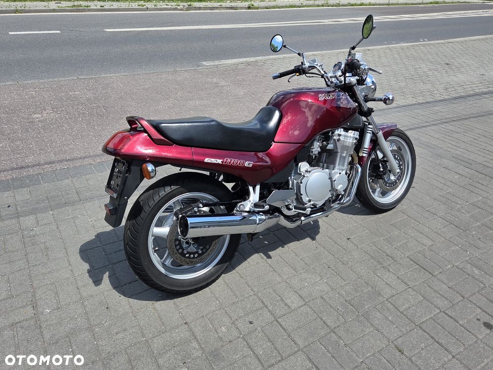 Suzuki GSX - 10