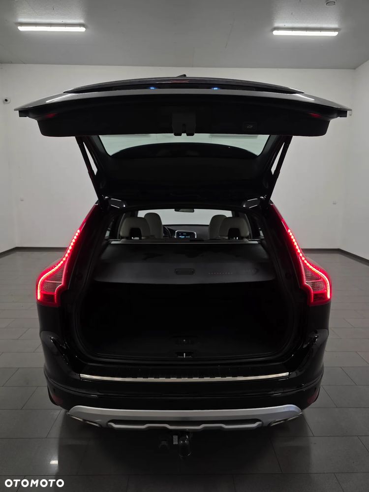 Volvo XC 60 D3 Drive-E Ocean Race - 38