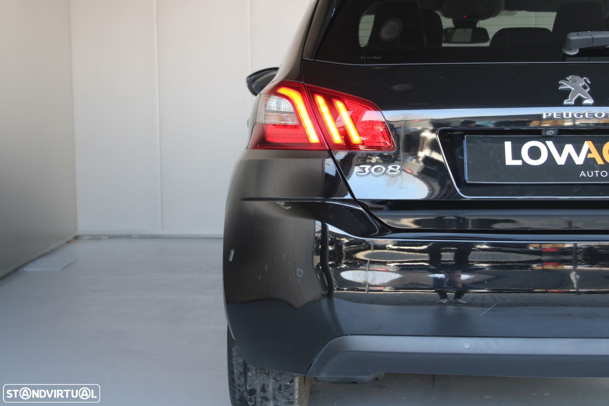 Peugeot 308 1.2 PureTech Allure - 31