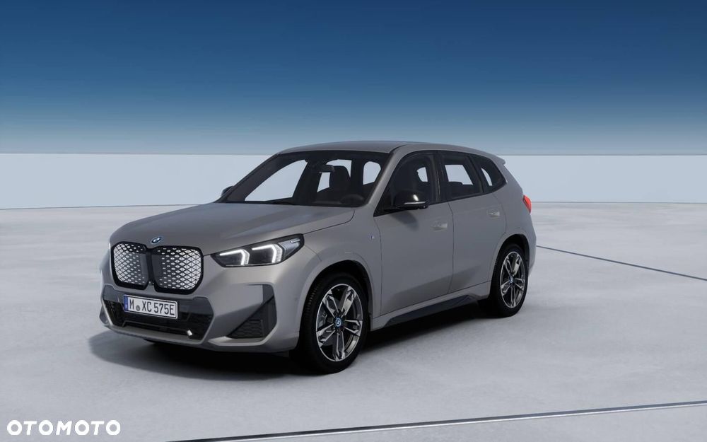 BMW iX1 - 1