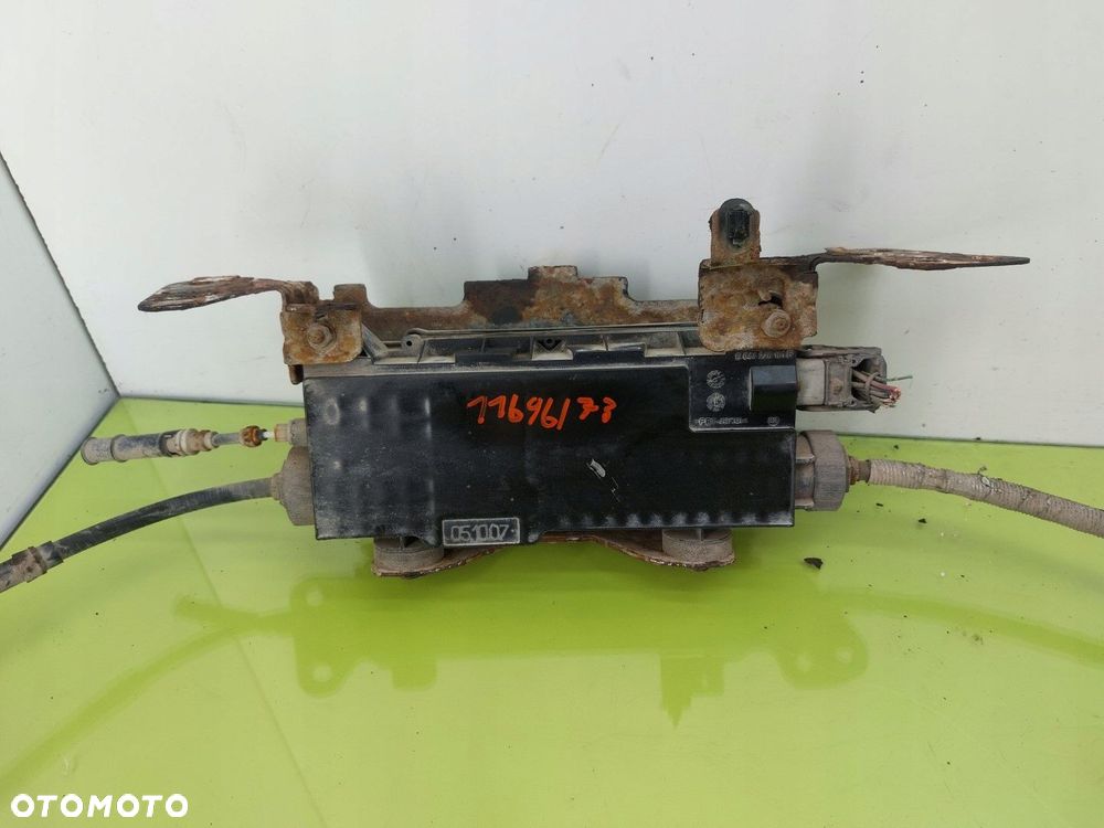 Mechanizm hamulca ręcznego Renault Laguna III 2007-2015 E044226101B - 2
