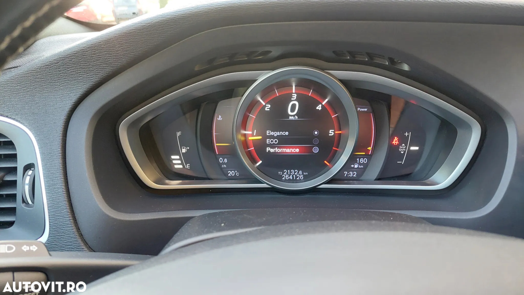 Volvo V40 D2 RDesign - 28