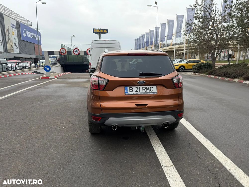 Ford Kuga 2.0 TDCi 4WD Powershift Titanium - 12