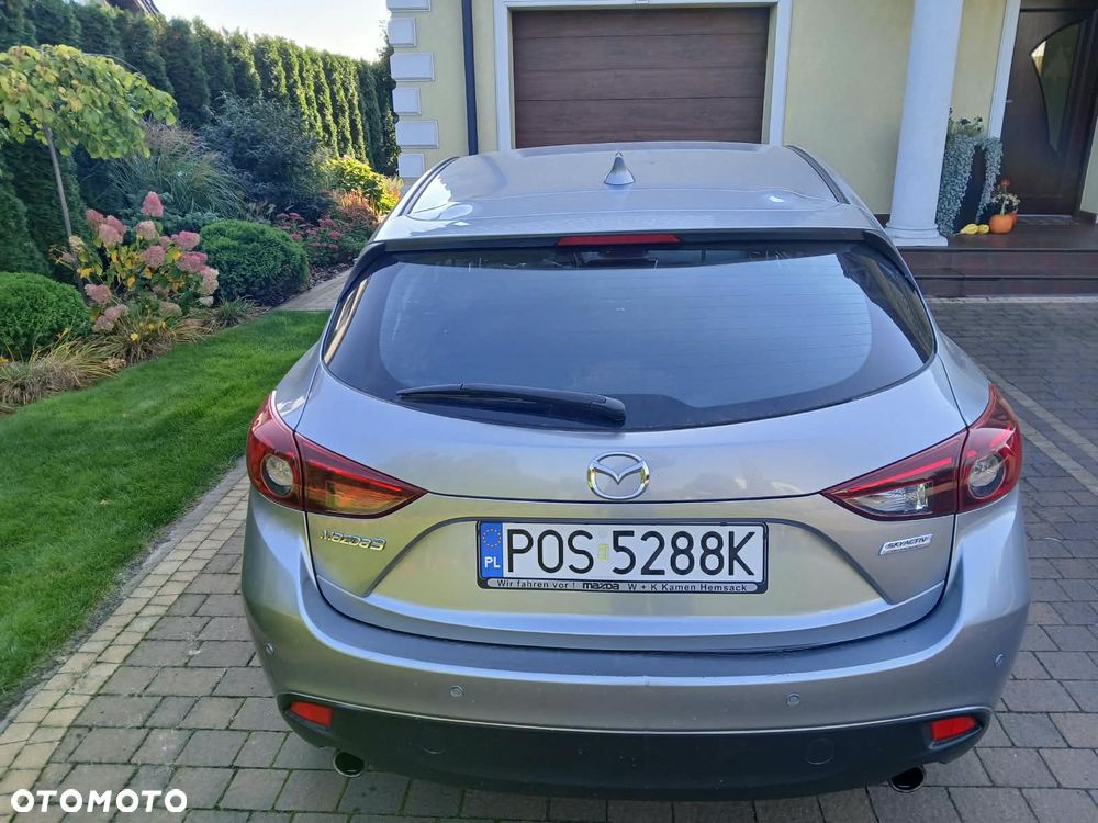 Mazda 3 - 8