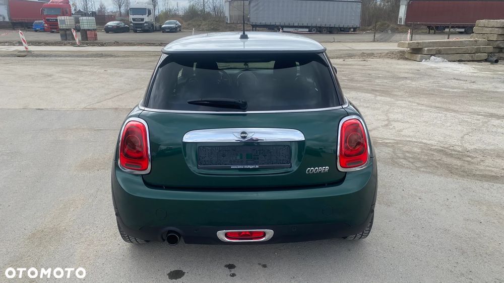 MINI Cooper Seven - 3