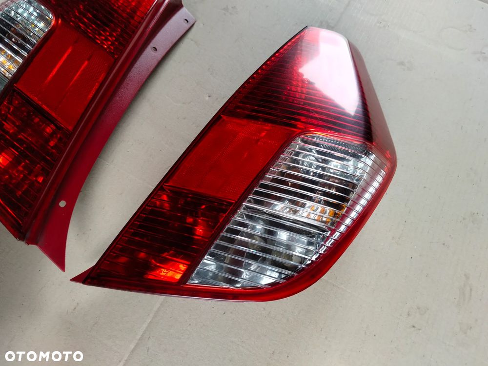 LAMPY TYŁ HYUNDAI I10 LEWA PRAWA - 3