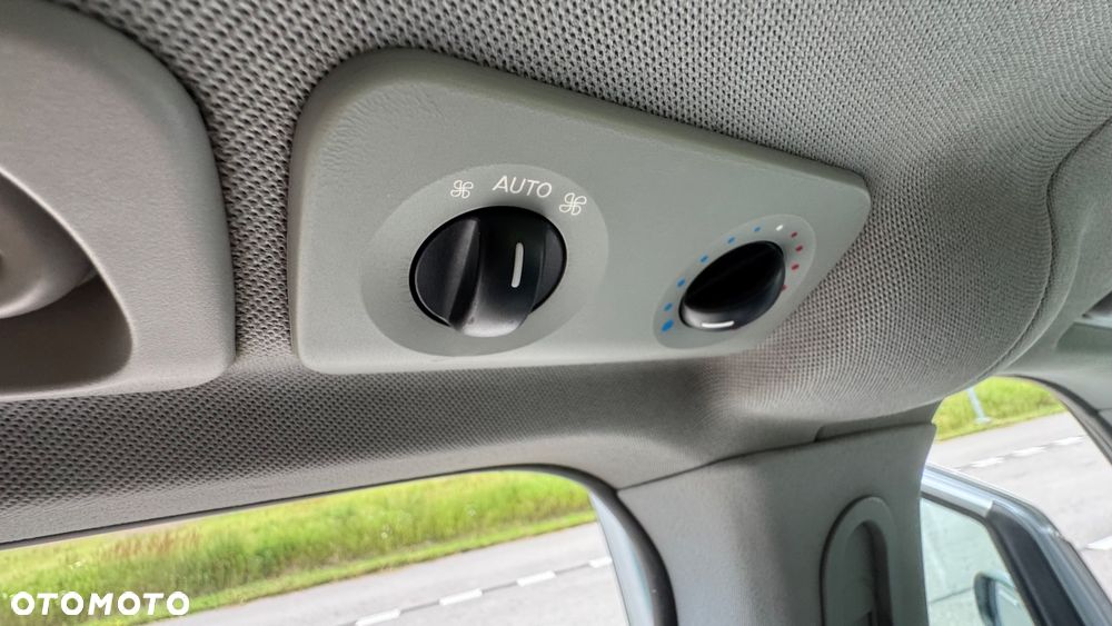 Mercedes-Benz Viano 3.0 CDI kompakt Automatik Ambiente Edition DPF - 15