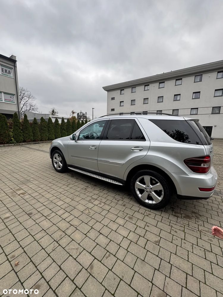 Mercedes-Benz ML - 4