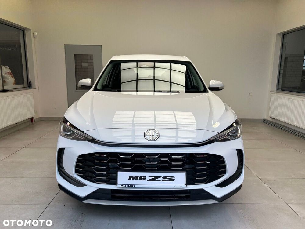 MG ZS Hybrid+ - 3