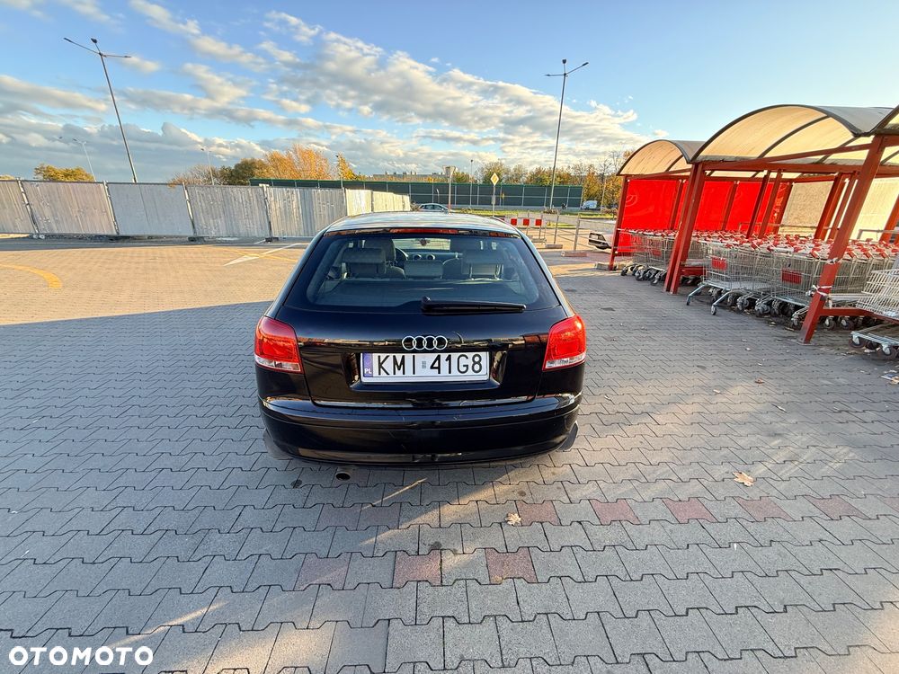 Audi A3 3-drzwiowe 1.6 Attraction - 5