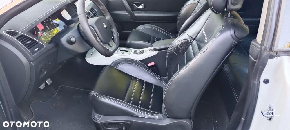 Renault Laguna 3.0 dCi V6 Initiale - 7