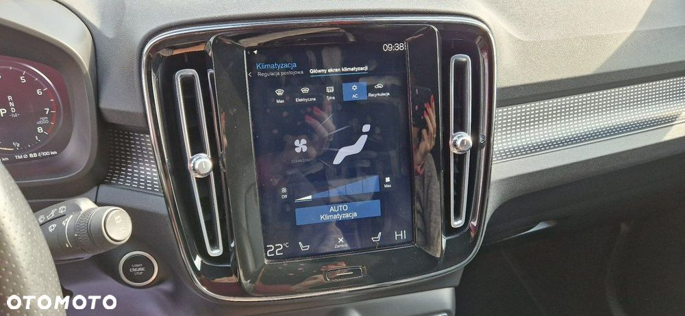 Volvo XC 40 - 25