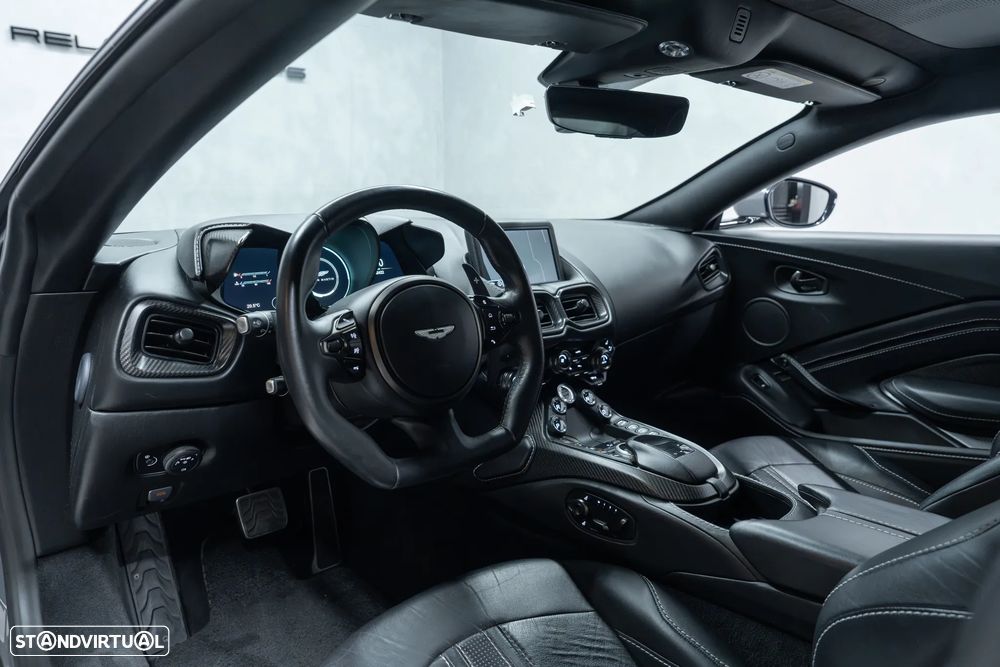Aston Martin Vantage Coupe 4.0 Twin-Turbo V8 - 16