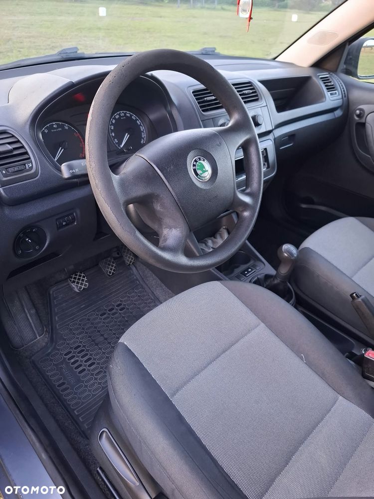 Skoda Fabia - 6