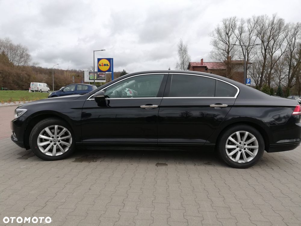 Volkswagen Passat - 5