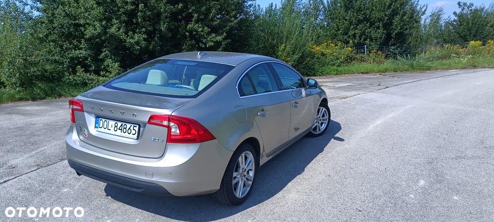 Volvo S60 D3 Momentum - 19