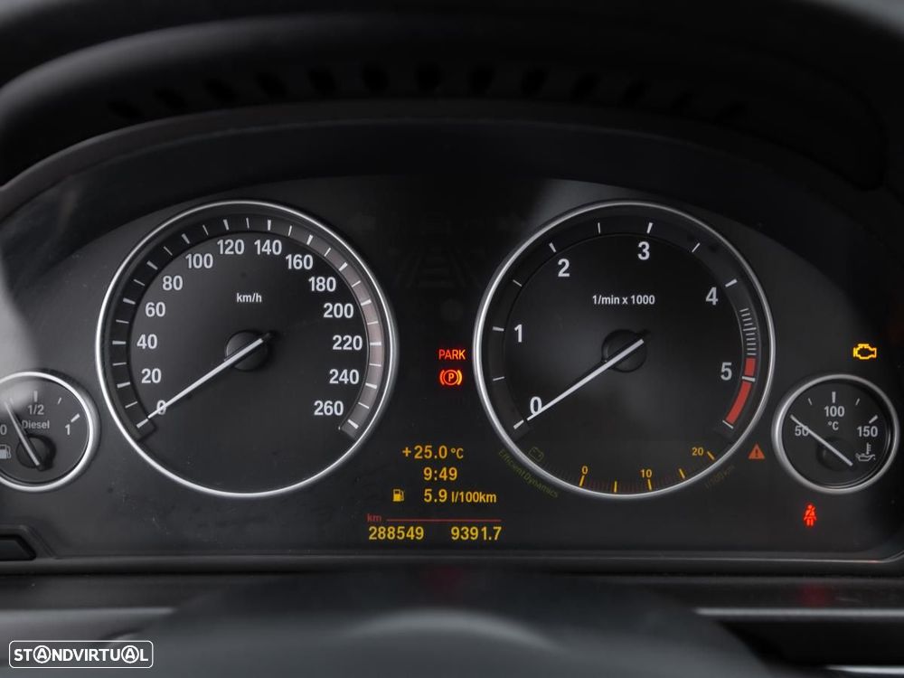 BMW 520 - 18