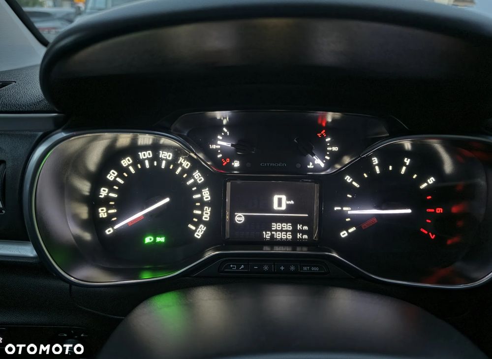 Citroën C3 1.2 PureTech Shine - 29
