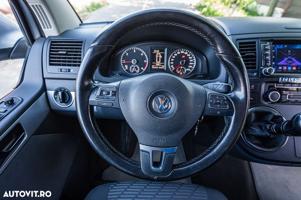 Volkswagen Multivan - 37