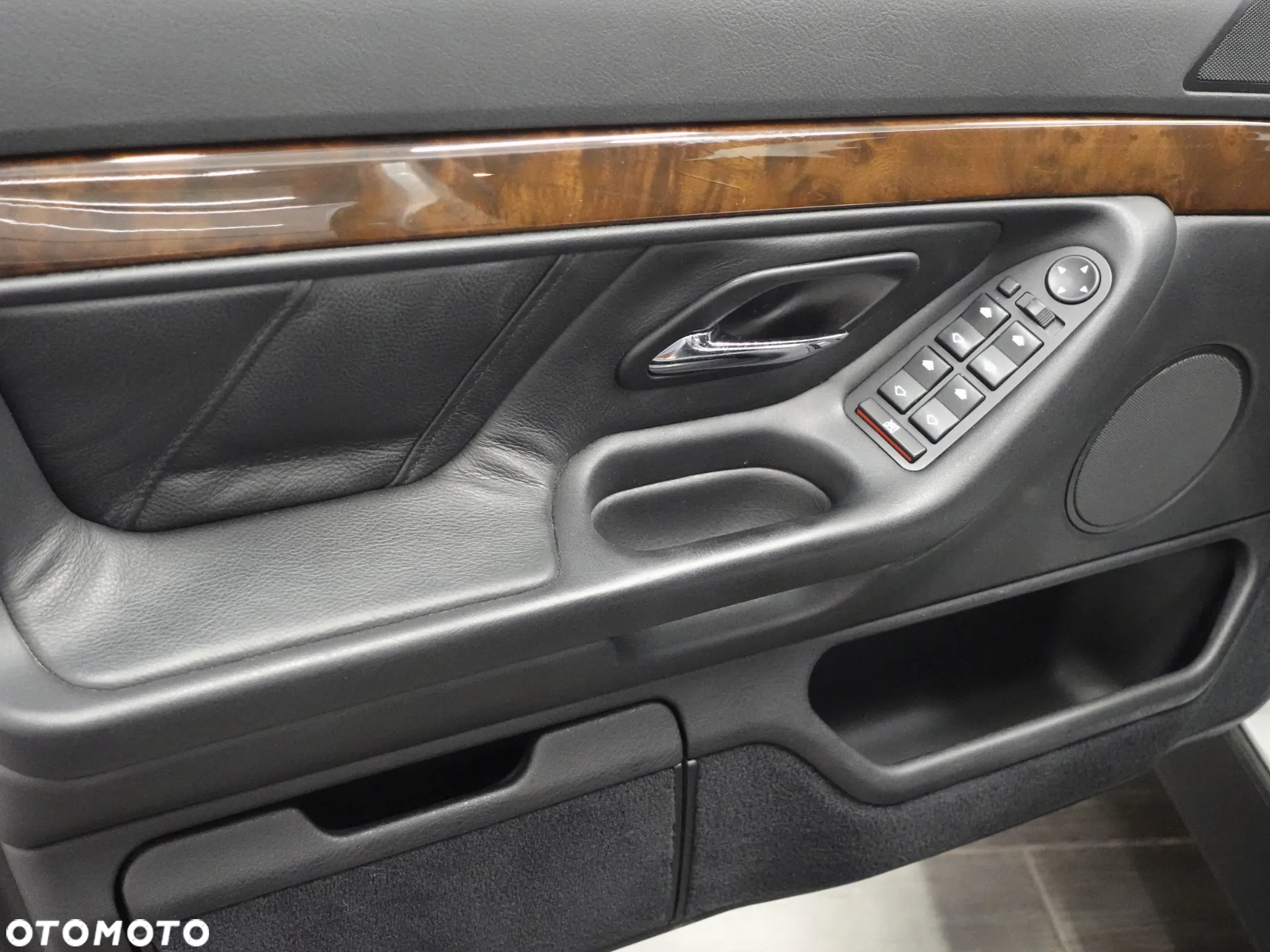 BMW Seria 7 728i - 19