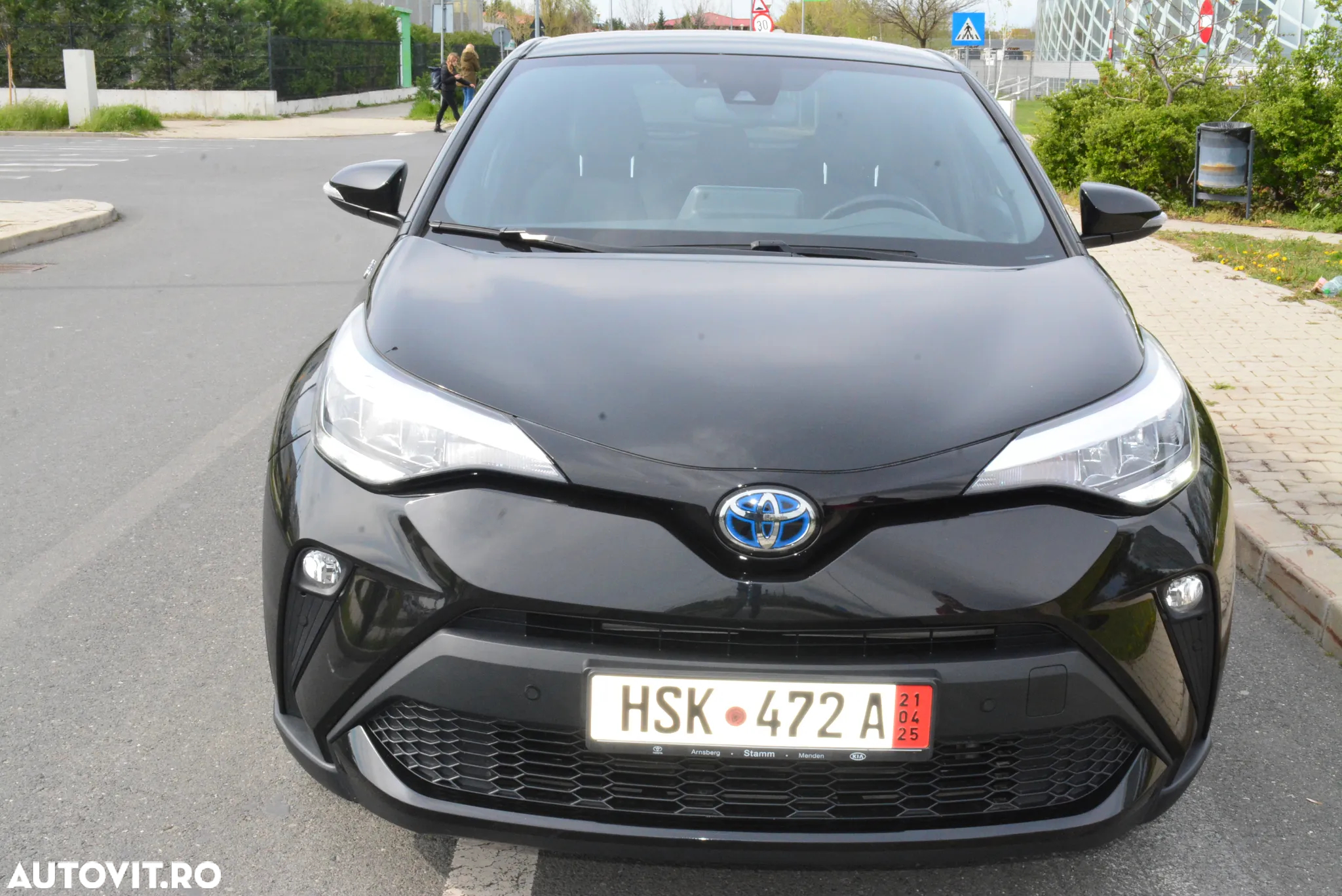 Toyota C-HR 2.0 Hybrid Team Deutschland - 4