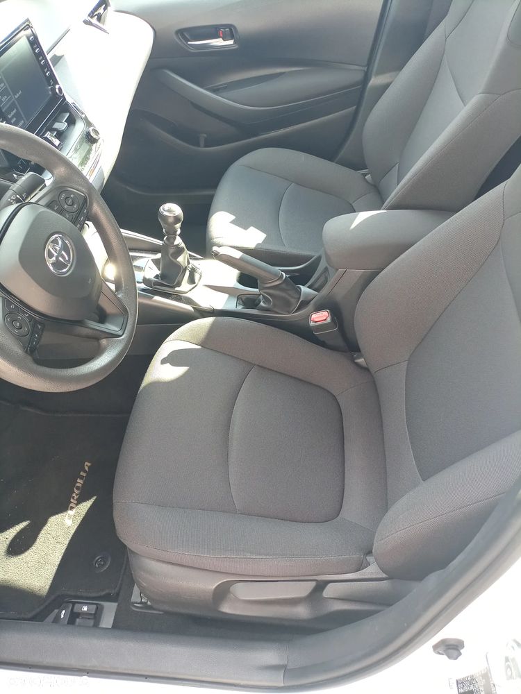 Toyota Corolla 1.5 Active - 8